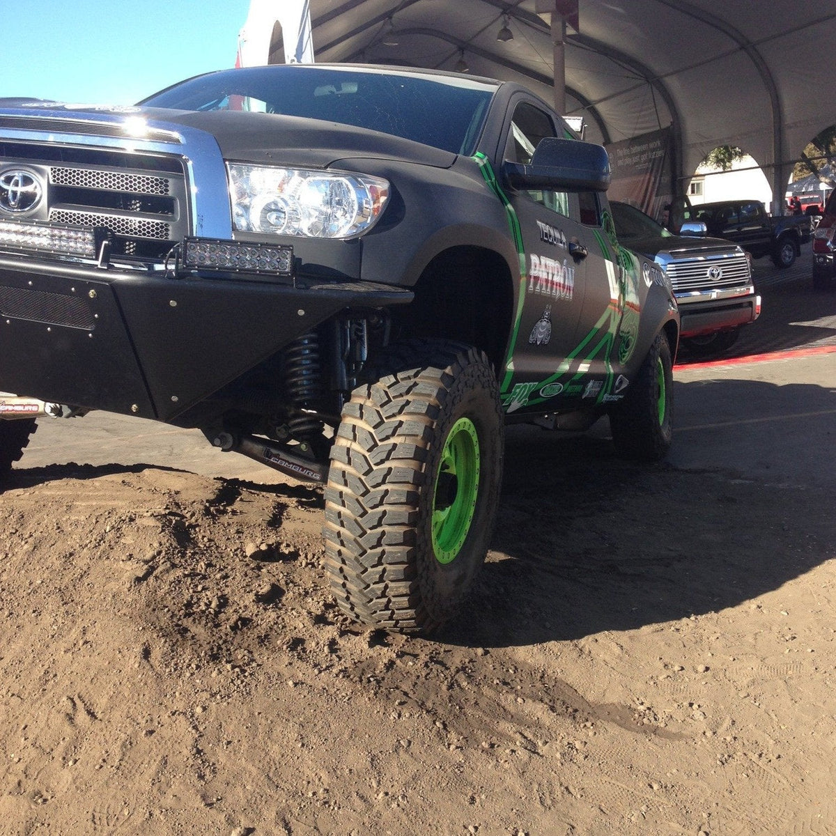 2010 Toyota Tundra Offroad Fiberglass Fenders