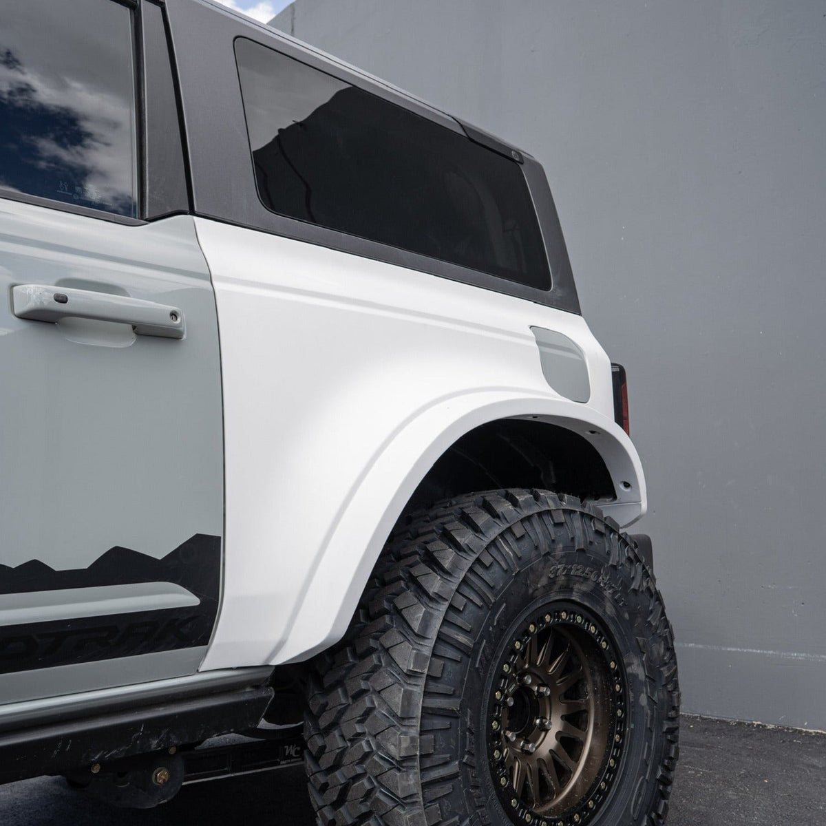 2021-2025 Ford Bronco 2-Door Rear Quarter Kit