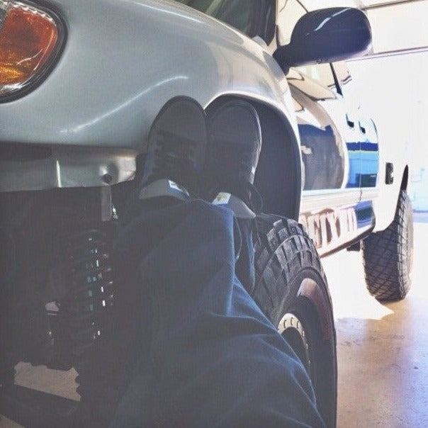 Tundra with Fiberglass Fenders and Bedsides