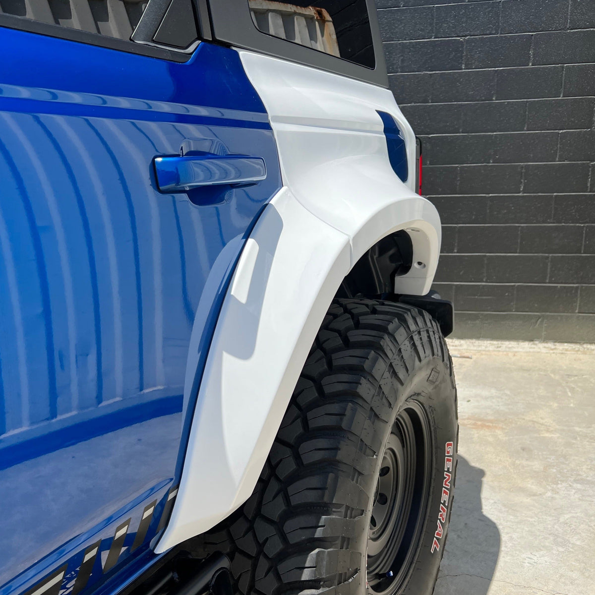 2021-2025 Ford Bronco 4-Door Rear Quarter Kit