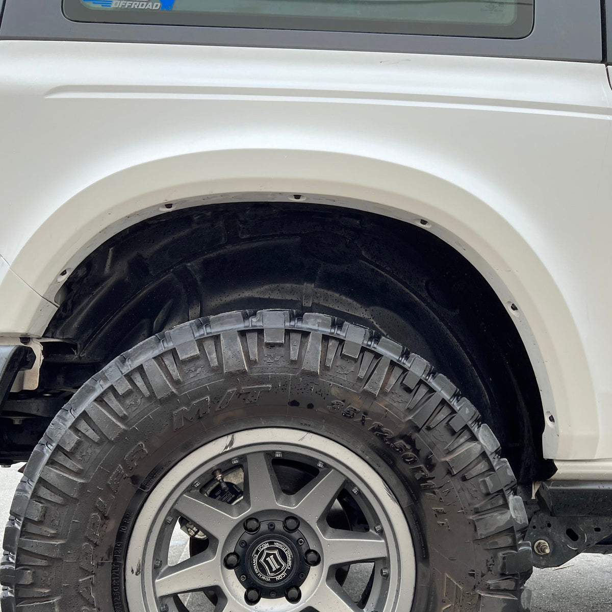 2021-2025 Ford Bronco 2-Door Rear Quarter Kit