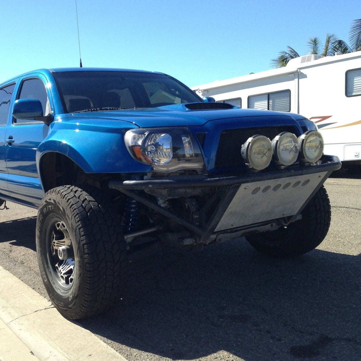 2013 Toyota Tacoma Fiberglass Fenders
