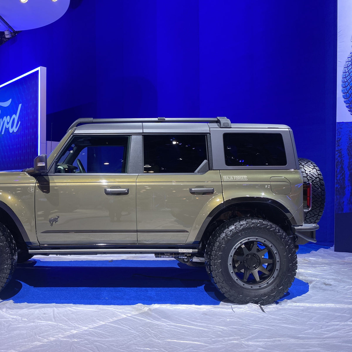 2021-2025 Ford Bronco 4-Door Rear Quarter Kit